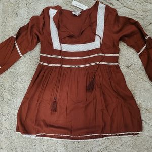 Rustic Ariat NWT top